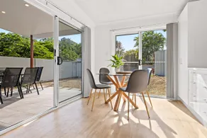 Stylish Coffs Central Retreat, Near Beach, Sleep 6 - Image 5