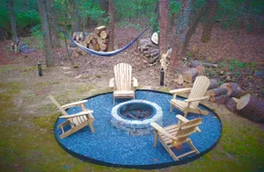 Cherokee Rose~ King beds~ Hot tub~ Creekside - Image 2