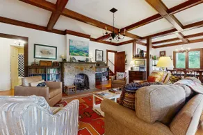 Two-story House - shared pool, WiFi, full kitchen - Image 4