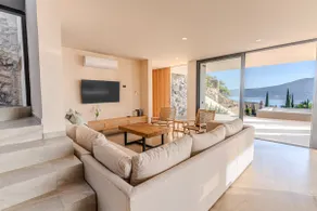 Casa Ambar Luxury Lake View Villa Pool Design - Image 4
