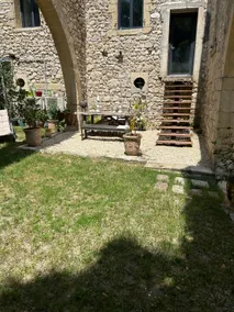 Small house in an old farmhouse - Image 5