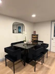 5 Min Walk to Mohegan Sun • 4 Queens • Sleeps 8 - Image 3