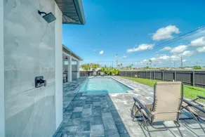Serenity Luxe Villa - Image 5
