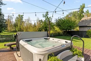 Autzen Retreat on Pond with Hot Tub - Image 2