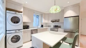 Bright & Brand New 2BR Kerrisdale Suite - Image 4
