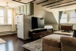 Cozy Downtown Ephrata Loft with Rooftop Views - Image 4
