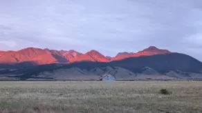 Oct. Discount on Yellowstone Cabin w/ great Views - Image 4