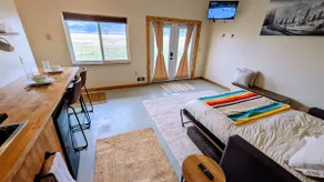 Oct. Discount on Yellowstone Cabin w/ great Views - Image 3