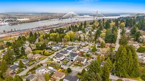 Luxury 6BR Family Home | Near New Westminster - Image 3