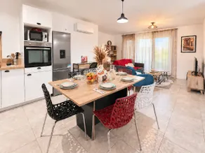 Quiet villa for 6 people with jacuzzi, enclosed garden, and air conditioning - Image 4