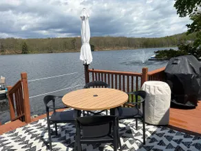 Cozy cottage on the lake near NYC - Image 3