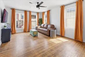 Comfy 1 Bed 1 Bath Near Downtown Indy - Sleeps 4 - Image 3