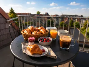 View, double terrace, Wi-Fi & private parking - Image 2