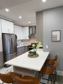 Lakeside Family Guest Suite - Image 3