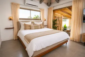 Dream Royal Suite | Dream Suite with Spa Bath - Image 2