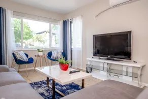 15%Off Near ONT｜Claremont ｜Vic Gardens 2B1B-8205 - Image 5