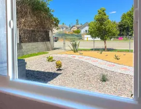 15%Off Near ONT｜Claremont ｜Vic Gardens 2B1B-8205 - Image 4