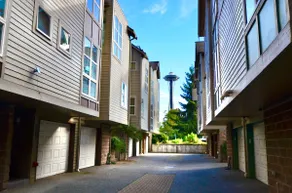 Walk to Space Needle & Climate Pledge 3bd, 3.5bath - Image 3