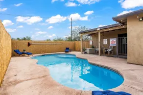 CASA COZY / Private Pool • 4BR • UofA •Downtown - Image 2