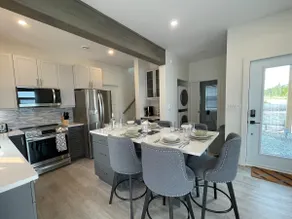 Dundee Lakeview Villa 9 - Image 5