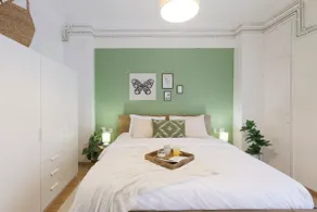 Superior 3BR, 3KingBeds, City Center, Balcony - Image 3