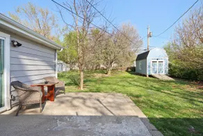 Modern 3 Bedroom Home, Sleeps 7, F WiFi + Parking - Image 5