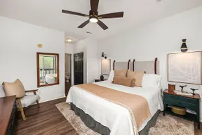 2 Kayaks! Lakefront w/ Pools, Hot Tub, Golf - Image 3