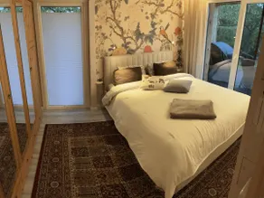 Private garden house with large terrace & garden - Image 4