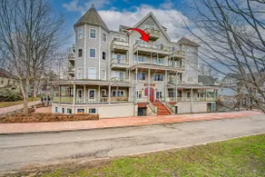 Premier St Elmo Unit w Large Balcony over Park - Image 3
