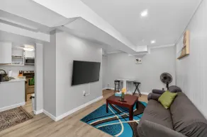 2BR Suite Near YYC Airport and Downtown 4644 DN - Image 3