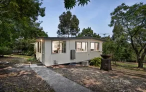 Yarra Valley Cottage - Image 3