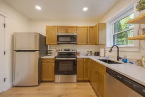 Modern 2025 2 BR Condo in Ellsworth! [Stonewood] - Image 4