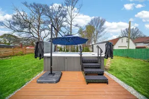Four Creeks Home•Hot Tub•Koi Pond•Downtown•Fishing - Image 3