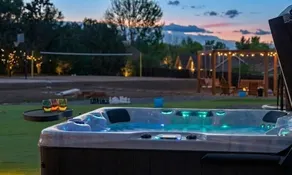 1.7 Acre Epic Retreat_Courts_Golf_Firepits_Hot tub - Image 4