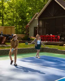 Pickleball/Golf Sim/Hot+Coldtub/Sauna/Arcade/games - Image 5