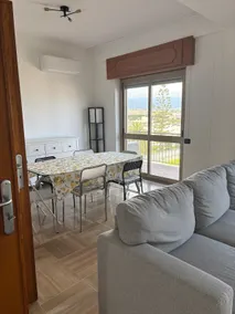 Bright Apartment•8m Walk to Beach•Fast Internet - Image 4