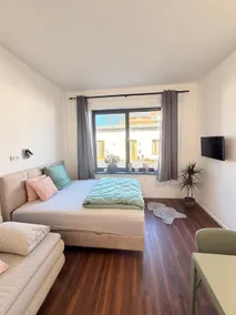 Vacation Rental Mia | Cozy city apartment for 4 people - Image 2