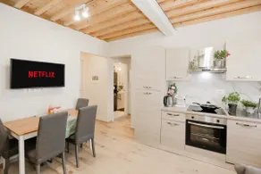 NEW [10 min train Lucca] AC WIFI *Easy Parking* - Image 2