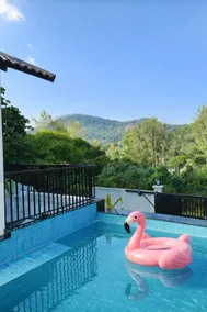 Modern 1BHK Cottage in Yercaud with Pool Access - Image 2