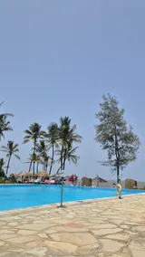 Malkia Beachfront Oasis:Modern 2BR with large Pool - Image 2