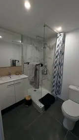 New & Independent Cozy Studio Apartment with Open Kitchen - Image 5