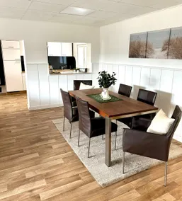 Cozy vacation rental in a quiet location - Image 2