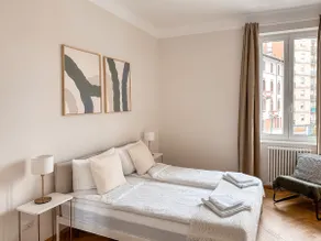 Radiant Apartment near Milano - Image 2