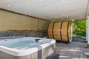 11BR Escape w/ Pool, Hot Tub, Sauna & Game Room - Image 4