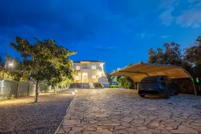 Blue Pine Villa - Image 3