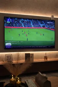 Luxury 1BR •75” Cinema•Sports & Movies•Soundproof - Image 4