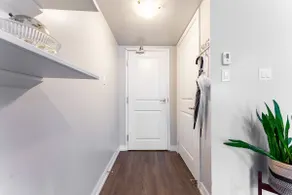 Executive Townhome Near Downsview Park - Image 5