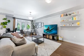 Executive Townhome Near Downsview Park - Image 4