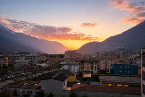 Civico27-modern apartment in Sondrio - Image 5
