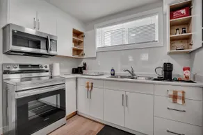 Brand New 2BR Suite | Near Airport with Parking - Image 5